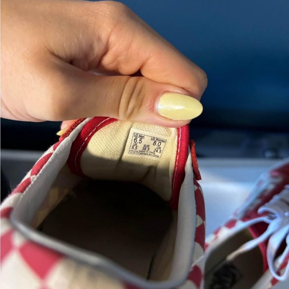 Vans shoes - Picture 2 of 3